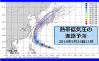台風18号の進路予測（9月26日午後9時現在。多くが日本海北上を予想していた。欧州の気象機関の情報に基づき日本気象協会作成）