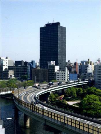 大阪の超高層ビル 半世紀の歴史 街に活力とリスク 日本経済新聞