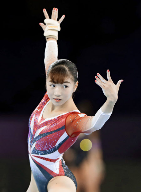 体操女子 五輪切符に挑む 世界体操4日開幕 日本経済新聞