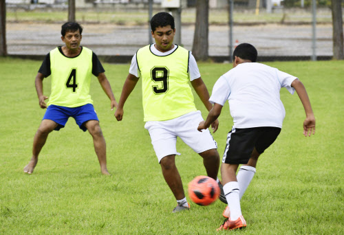 平和へサッカーで民族交流 在日ロヒンギャのチーム 日本経済新聞 平和へサッカーで民族交流 在日ロヒンギャのチーム 日本経済新聞