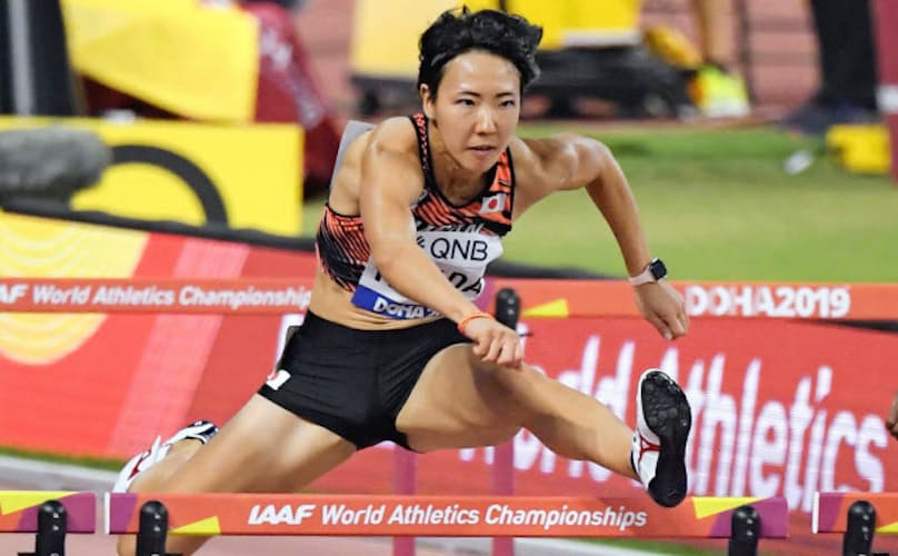 女子100障害 寺田 木村は予選敗退 世界陸上 写真 共同 日本経済新聞