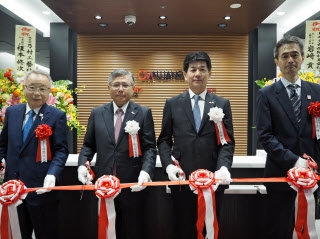 千葉銀と武蔵野銀 池袋に共同支店 都内取引拡大へ 日本経済新聞