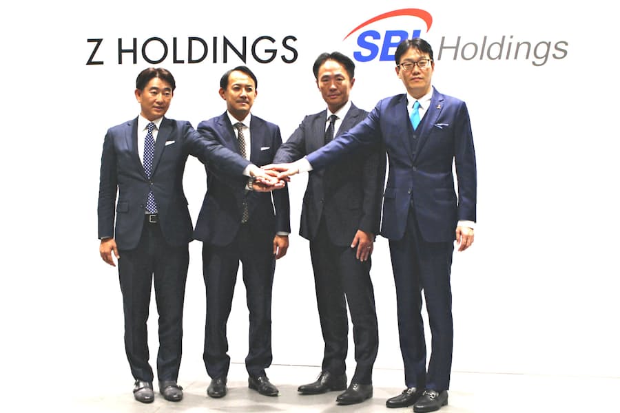 Zhdとsbi 金融事業で提携 ヤフー経由で口座開設 日本経済新聞