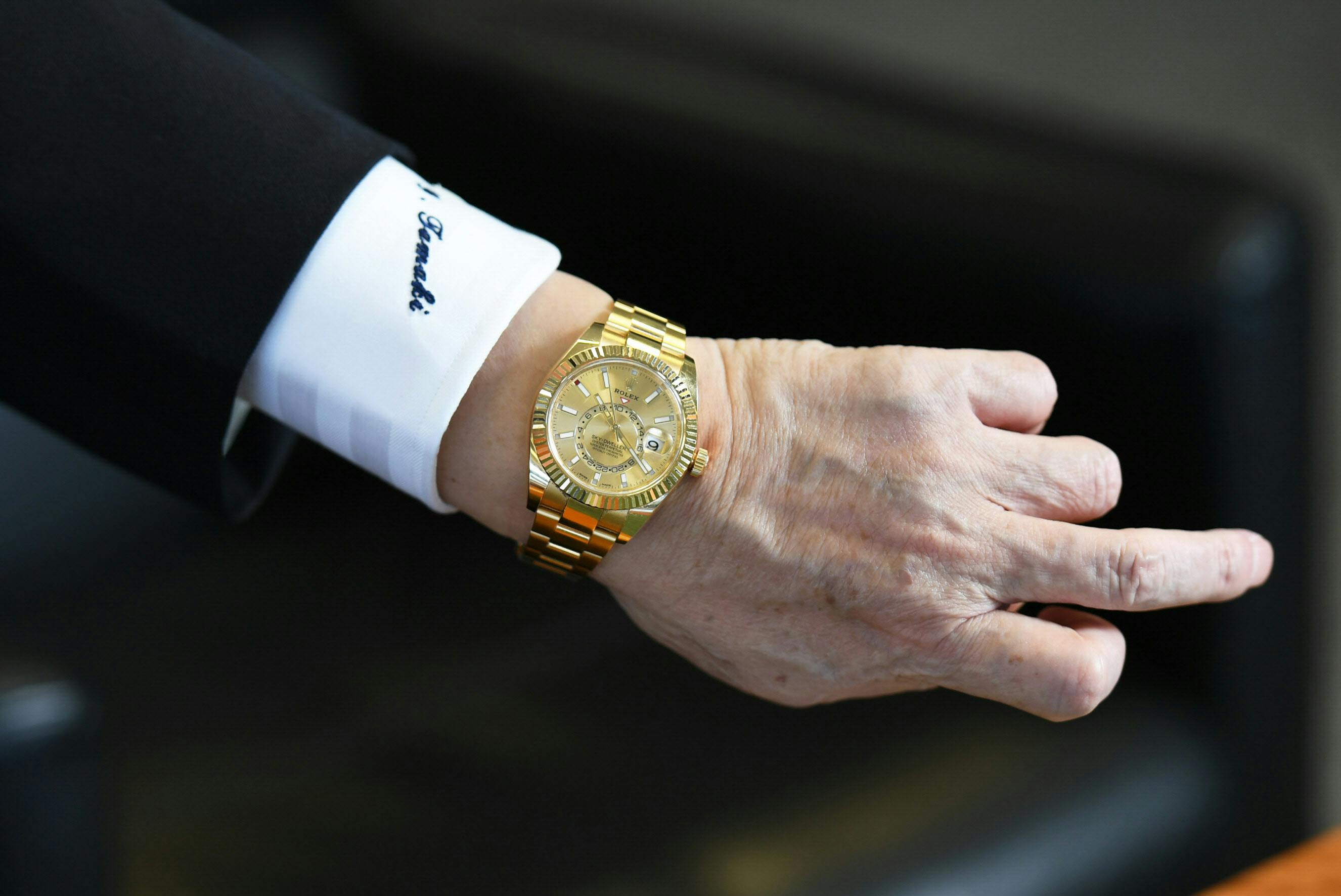 行き着いた愛着の1本 リーダーの腕に光る時計 下 Nikkei Style 行き着いた愛着の1本 リーダーの腕に光る時計 下 Nikkei Style