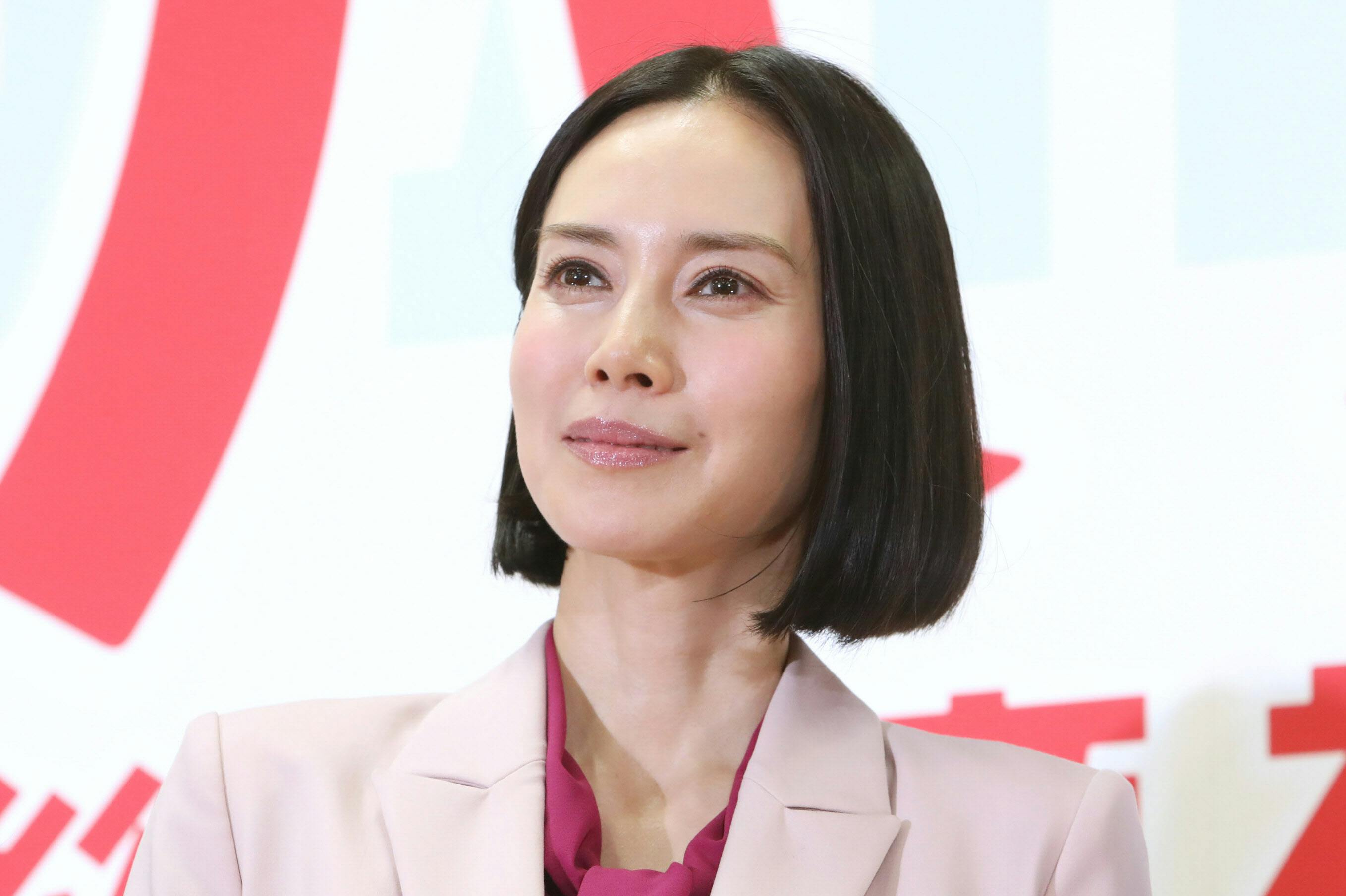中谷美紀さん つらいときに思う 私は恵まれている Nikkei Style 中谷美紀さん つらいときに思う 私は恵まれている Nikkei Style