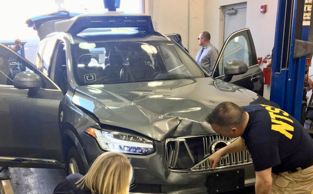 米で死亡事故を起こしたウーバーテクノロジーズの自動運転車(18年3月)=米運輸安全委員会提供・ロイター 米で死亡事故を起こしたウーバーテクノロジーズの自動運転車(18年3月)=米運輸安全委員会提供・ロイター