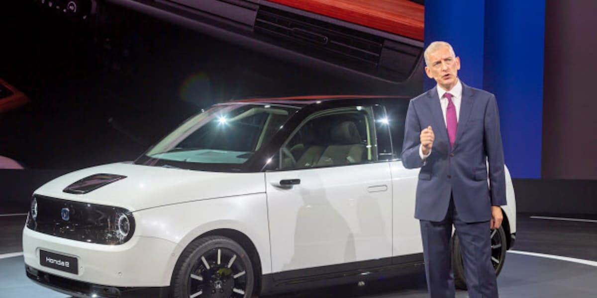 ホンダ 欧州の全車電動化を3年前倒し 22年までに 日本経済新聞