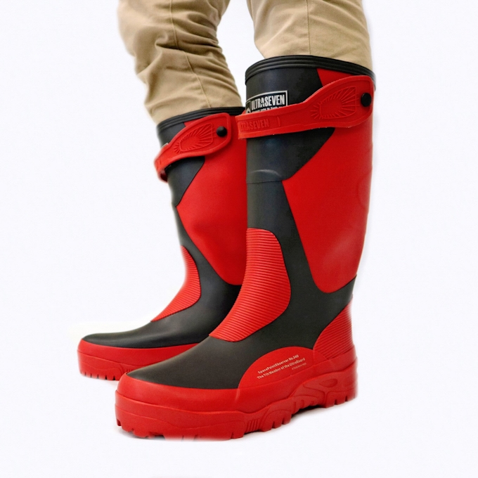 弘進ゴム 作業用品でウルトラマンとコラボ 日本経済新聞