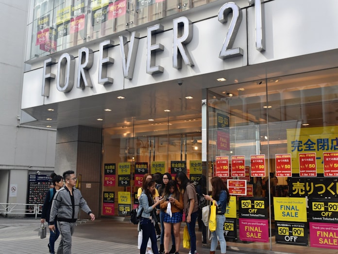 フォーエバー21 日本市場から完全撤退 31日に全店営業終了 日本経済新聞 フォーエバー21 日本市場から完全撤退 31日に全店営業終了 日本経済新聞