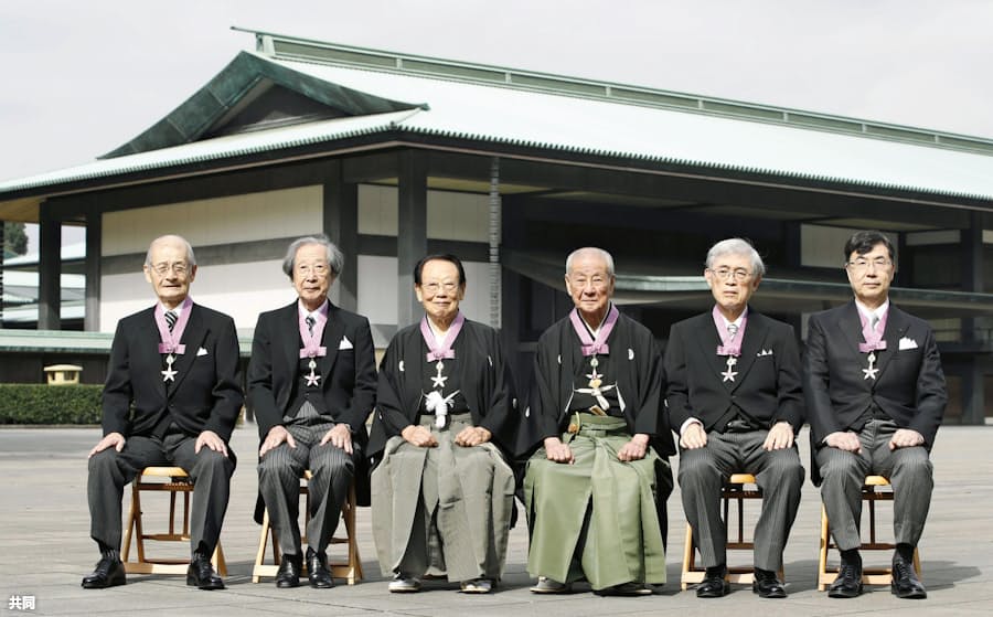 19年度の文化勲章受章者 文化功労者 主な業績 日本経済新聞