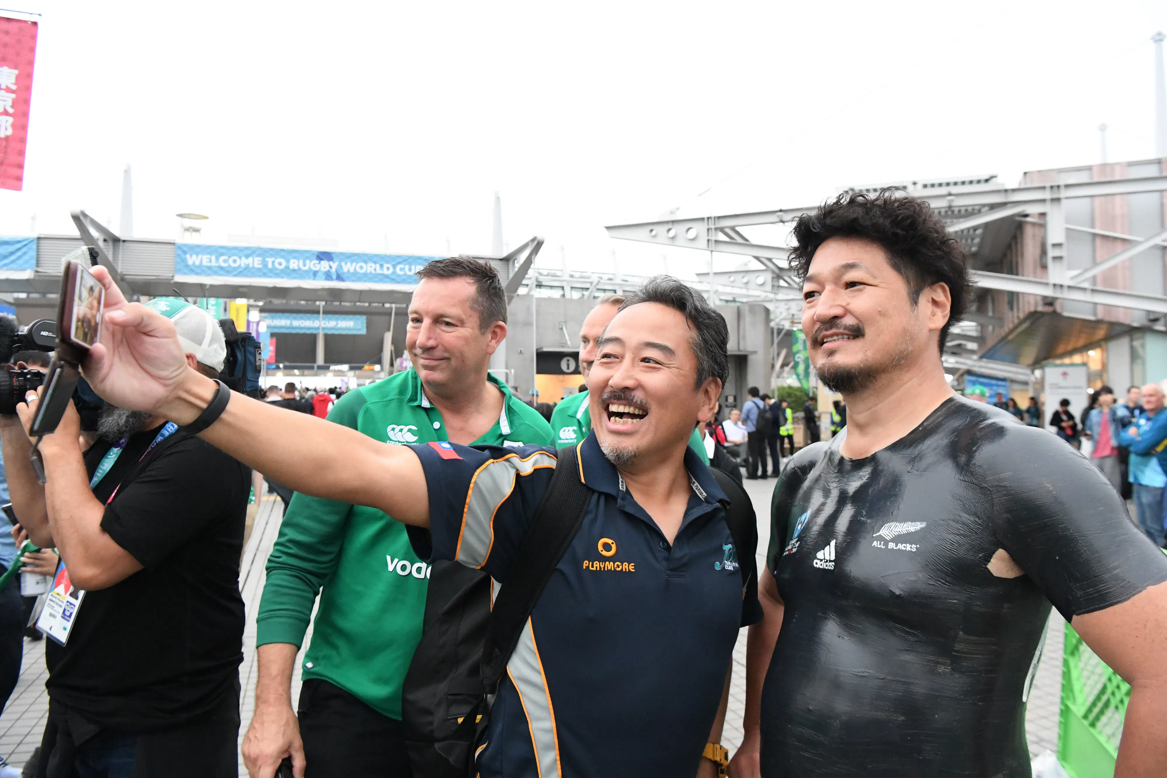 W杯閉幕特集 スタジアムに集ったラグビーファンたち 写真 日本経済新聞 W杯閉幕特集 スタジアムに集ったラグビーファンたち 写真 日本経済新聞