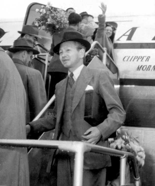 サヴィル ロウの ヘンリー プール を贔屓に 白洲次郎 ジーンズ姿に 米国 何す Nikkei Style サヴィル ロウの ヘンリー プール を贔屓に 白洲次郎 ジーンズ姿に 米国 何す Nikkei Style