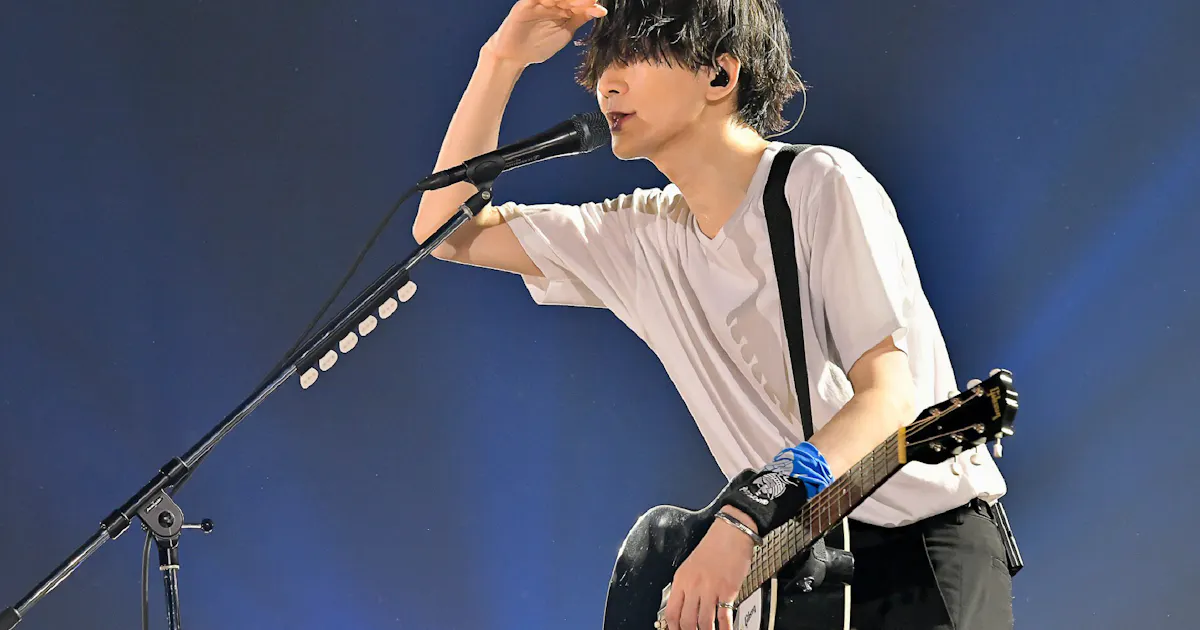 Bump Of Chicken 観客と共振するリアルな歌詞 日本経済新聞 Bump Of Chicken 観客と共振するリアルな歌詞 日本経済新聞