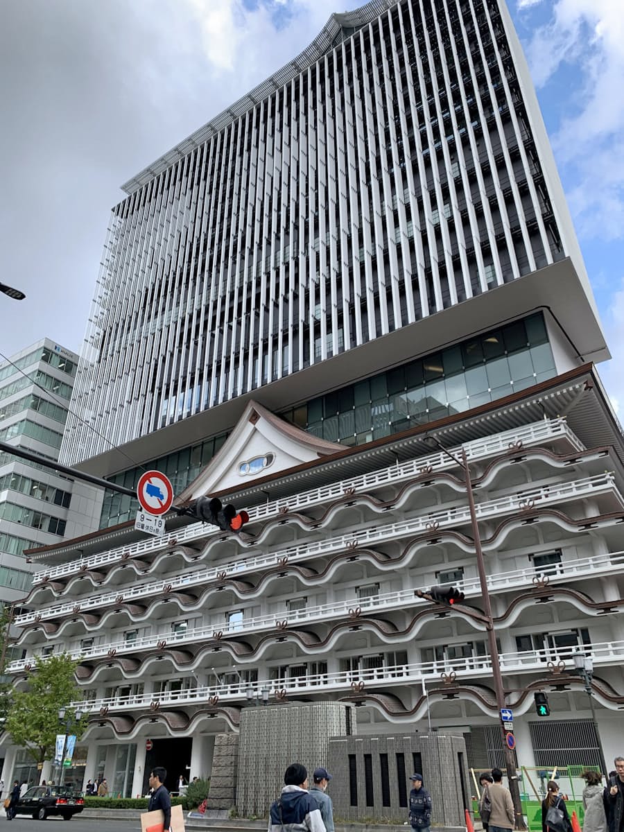 ベルコ 難波 新歌舞伎座跡にホテル 宴会施設を充実 日本経済新聞