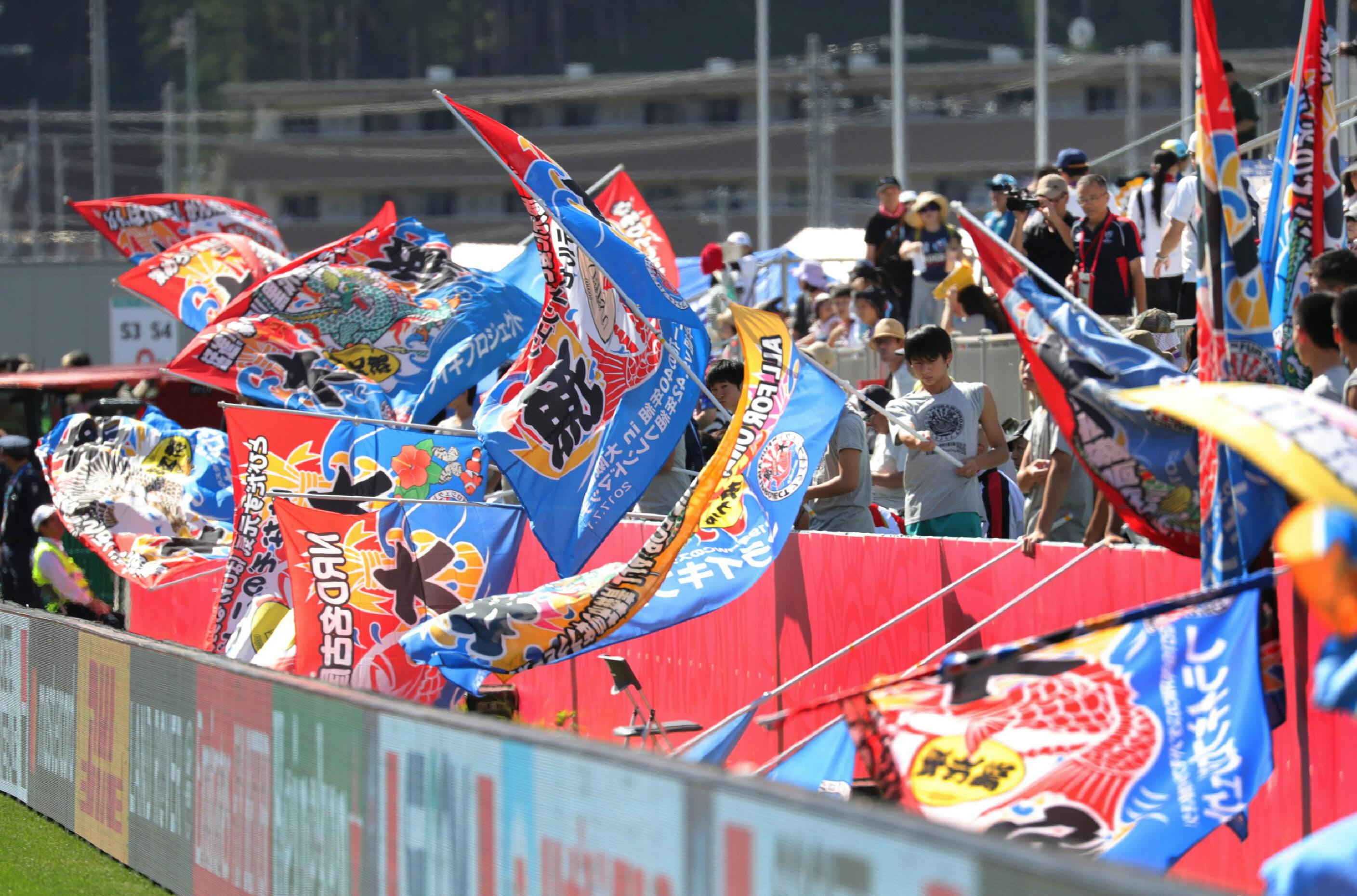 W杯閉幕特集 年間表彰 後編 ラグビー界から脚光 釜石が受賞 写真 日本経済新聞 W杯閉幕特集 年間表彰 後編 ラグビー界から脚光 釜石が受賞 写真 日本経済新聞