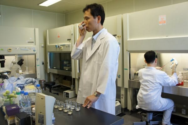 共同出資会社の社長に就いた金子裕司氏、はキリンHDの健康技術研究所で熟成ホップの実用化に向けた研究を進めてきた(横浜市)