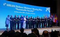 バンコクで開かれた拡大ASEAN国防相会議（18日）