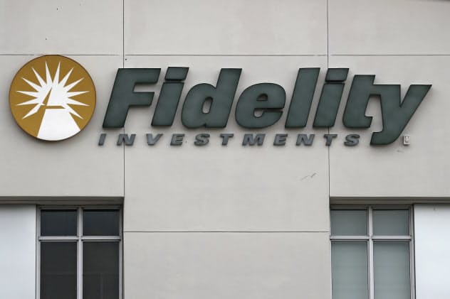 米フィデリティは、ニューヨーク州の機関投資家向けにビットコインの取引や保管サービスを提供する=ロイター 米フィデリティは、ニューヨーク州の機関投資家向けにビットコインの取引や保管サービスを提供する=ロイター