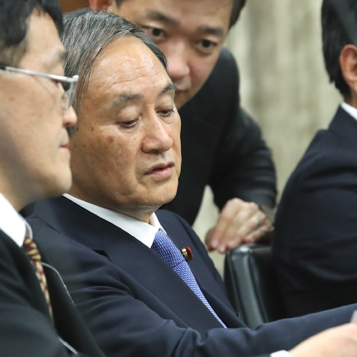 後援会招待 菅氏50 60人 麻生氏100 0人 桜を見る会 日本経済新聞 後援会招待 菅氏50 60人 麻生氏100 0人 桜を見る会 日本経済新聞