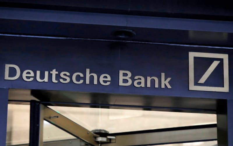 ドイツ銀行など欧州大手銀行は、米国事業の大型再編を進めている=ロイター ドイツ銀行など欧州大手銀行は、米国事業の大型再編を進めている=ロイター