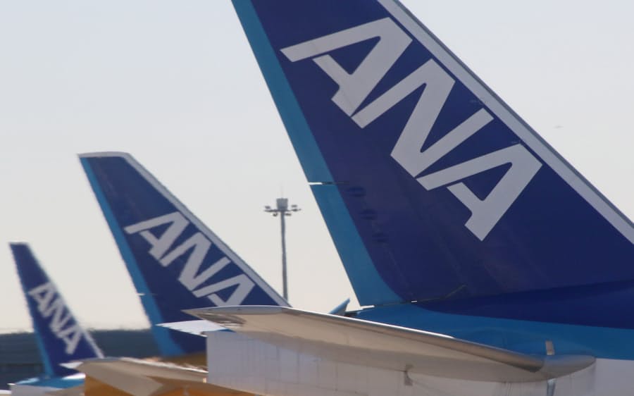 新型コロナ Ana 5000人休業へ 大幅減便響き1人数日ずつ 日本経済新聞