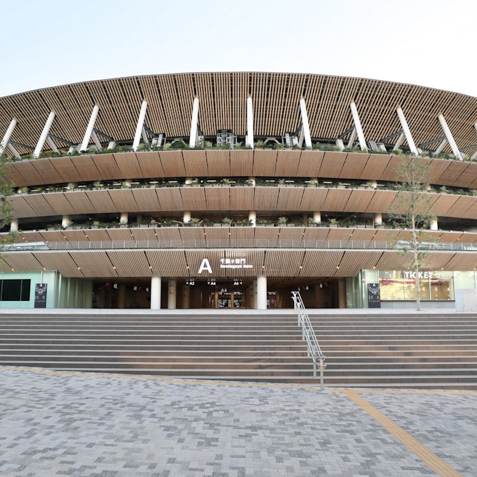 五輪スタジアム完成 整備1500億円 問われる価値 日本経済新聞 五輪スタジアム完成 整備1500億円 問われる価値 日本経済新聞