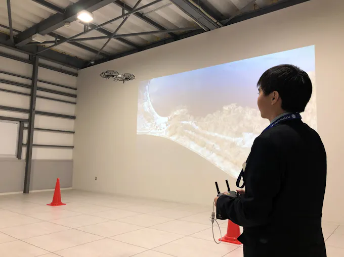 北海道 弟子屈のエアステージ 札幌にドローン専門店 日本経済新聞