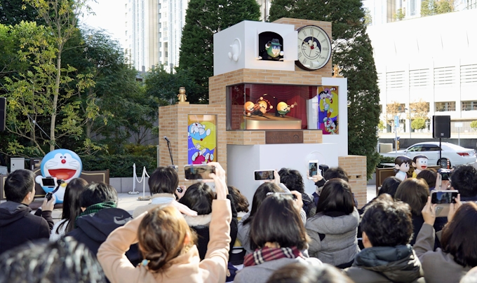 東京 お台場にドラえもん時計 ひみつ道具も登場 日本経済新聞