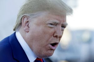 トランプ米大統領はツイッターで追加関税を課すと表明した=AP トランプ米大統領はツイッターで追加関税を課すと表明した=AP