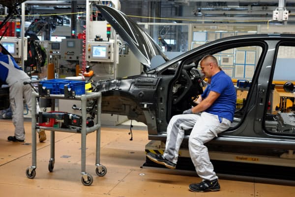 VWのツウィッカウ工場は20年6月に「ゴルフ」の生産を終了し、EV工場に転換する