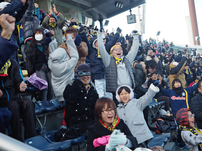 ザスパクサツがj2復帰 群馬県内から期待の声 日本経済新聞 ザスパクサツがj2復帰 群馬県内から期待の声 日本経済新聞