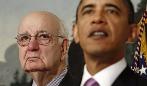 ボルカー氏は金融危機直後にオバマ大統領(当時)に請われて経済再生諮問会議の議長に就任。金融機関のリスク取引を制限する「ボルカー・ルール」を立案した=ロイター