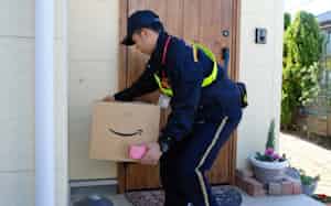 置き配は盗難や破損のリスクが課題になっている 置き配は盗難や破損のリスクが課題になっている