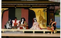 中村鴈治郎（左から3人目）が敵役松永大膳の風格を体現した「金閣寺」