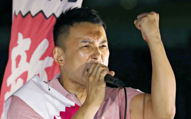 れいわ新選組の山本太郎代表の演説はロスジェネ世代だけでなく若い世代にも刺さる れいわ新選組の山本太郎代表の演説はロスジェネ世代だけでなく若い世代にも刺さる