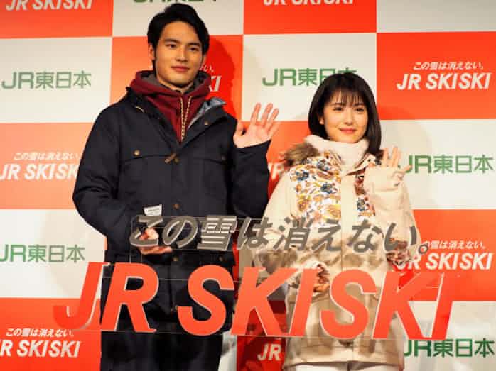 令和初 Skiski は浜辺美波さん Jr東が起用 日本経済新聞