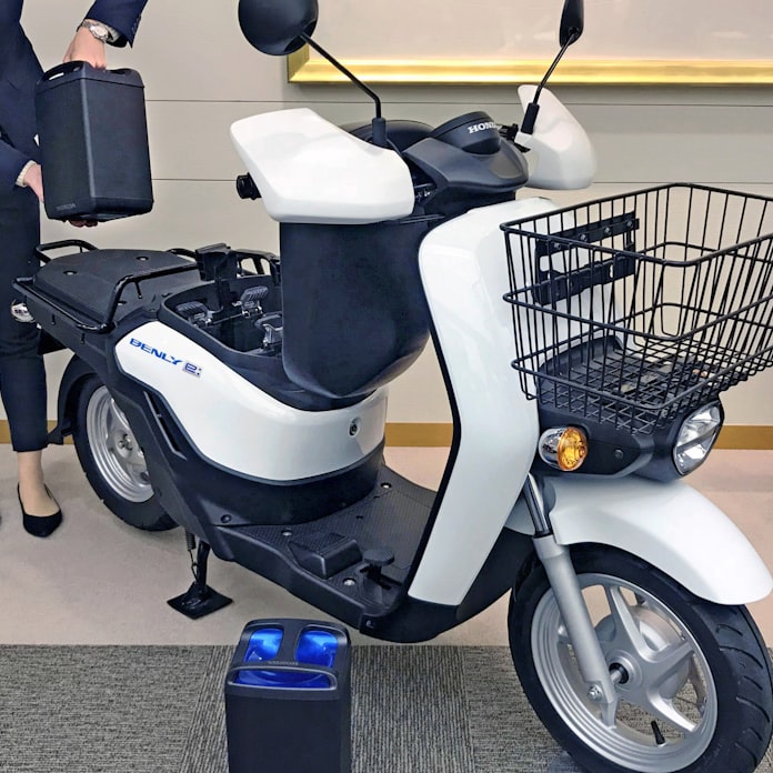 ホンダ ベンリィ の電動バイク投入 配達用途に 日本経済新聞 ホンダ ベンリィ の電動バイク投入 配達用途に 日本経済新聞