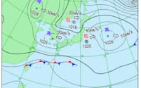 日本付近は高気圧、低気圧が次々に通り、冬らしくない天気図の日が多い（12月21日午後3時。気象庁作成）