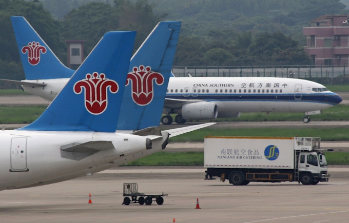 中国南方航空 12月末に航空連合 スカイチーム 脱退 日本経済新聞