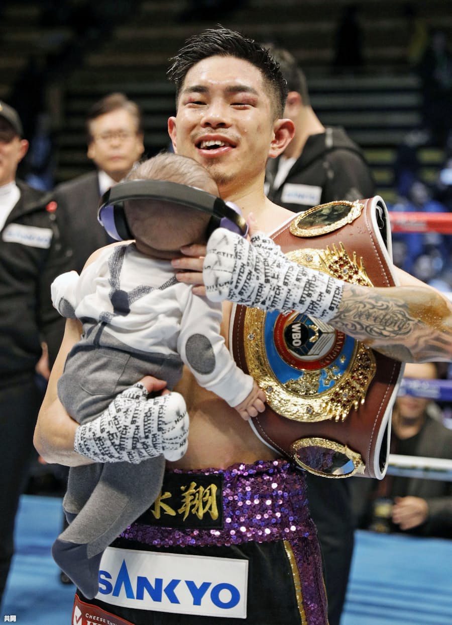 井岡 被弾恐れぬ攻めで劣勢覆す ボクシング世界戦 日本経済新聞