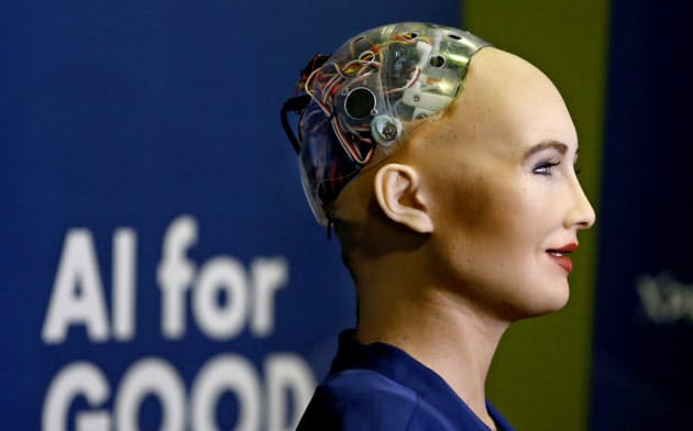 香港ハンソン・ロボティクスが発表したAIロボット。技術革新への不安もあるが、すべては使い方だとエコノミスト誌は指摘する=ロイター 香港ハンソン・ロボティクスが発表したAIロボット。技術革新への不安もあるが、すべては使い方だとエコノミスト誌は指摘する=ロイター