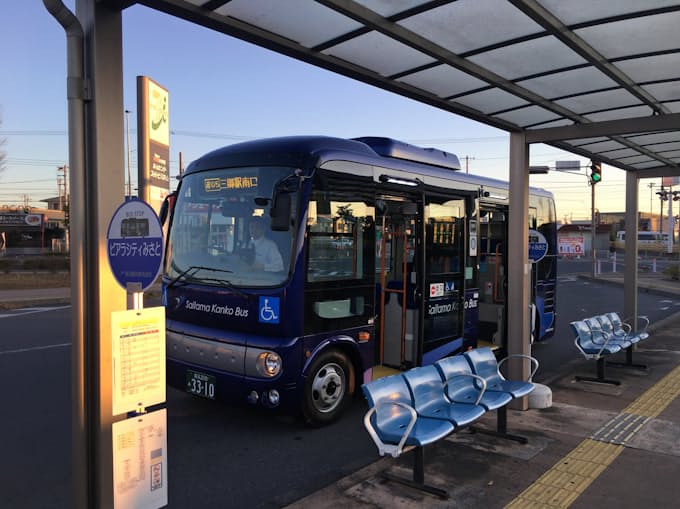 埼玉観光 路線バス事業に参入 三郷市内で運行 日本経済新聞