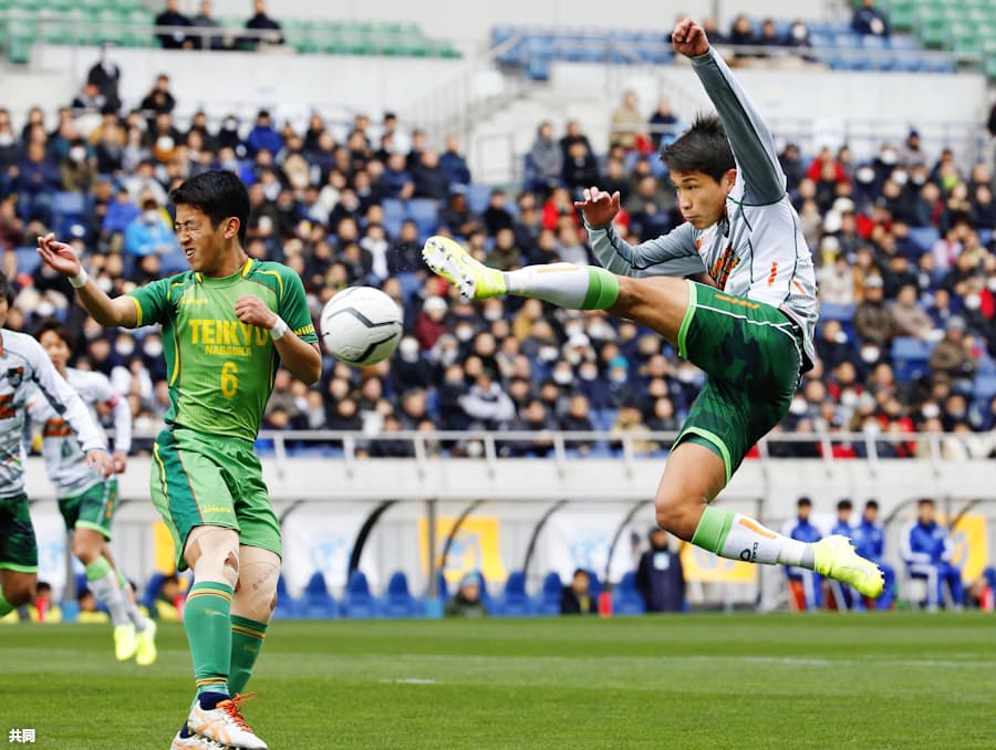 青森山田が決勝進出 高校サッカー 静岡学園と13日対戦 日本経済新聞