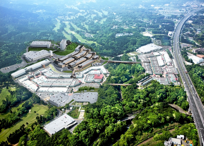 御殿場アウトレットの拡張エリア 4月16日に開業 日本経済新聞