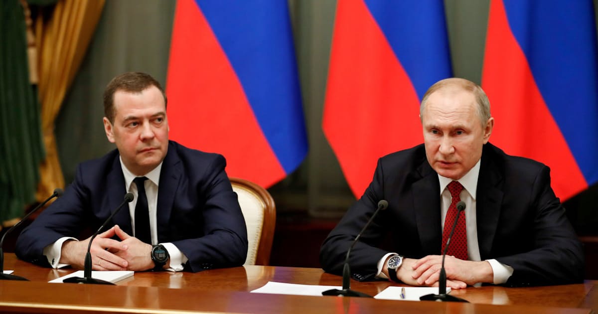 ロシア内閣総辞職 メドベージェフ氏退任へ 日本経済新聞 ロシア内閣総辞職 メドベージェフ氏退任へ 日本経済新聞