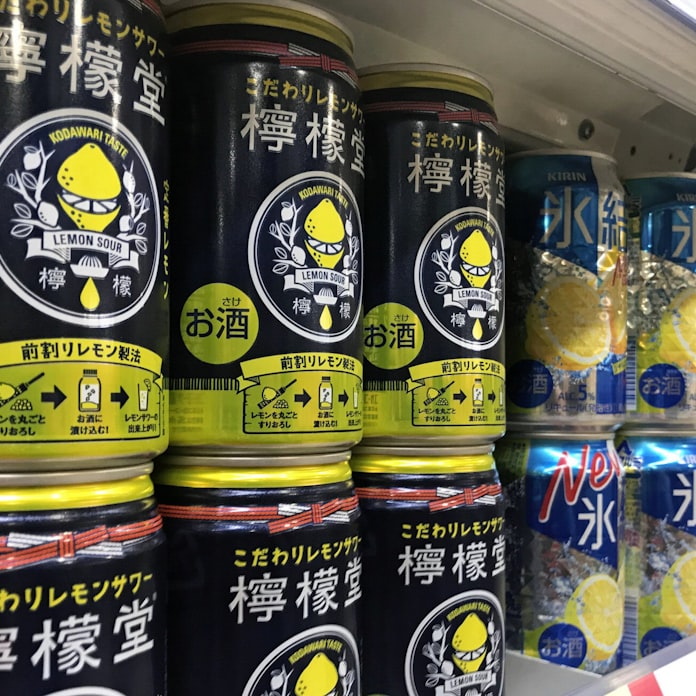 コカ コーラ 檸檬堂 出荷休止 生産追いつかず 日本経済新聞
