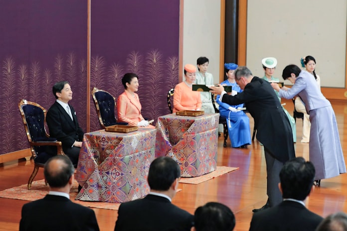 両陛下 未来担う世代詠む 令和初の歌会始 日本経済新聞 両陛下 未来担う世代詠む 令和初の歌会始 日本経済新聞