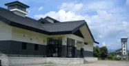 廃止の方針が決まった会津田島祇園会館(福島県南会津町) 廃止の方針が決まった会津田島祇園会館(福島県南会津町)