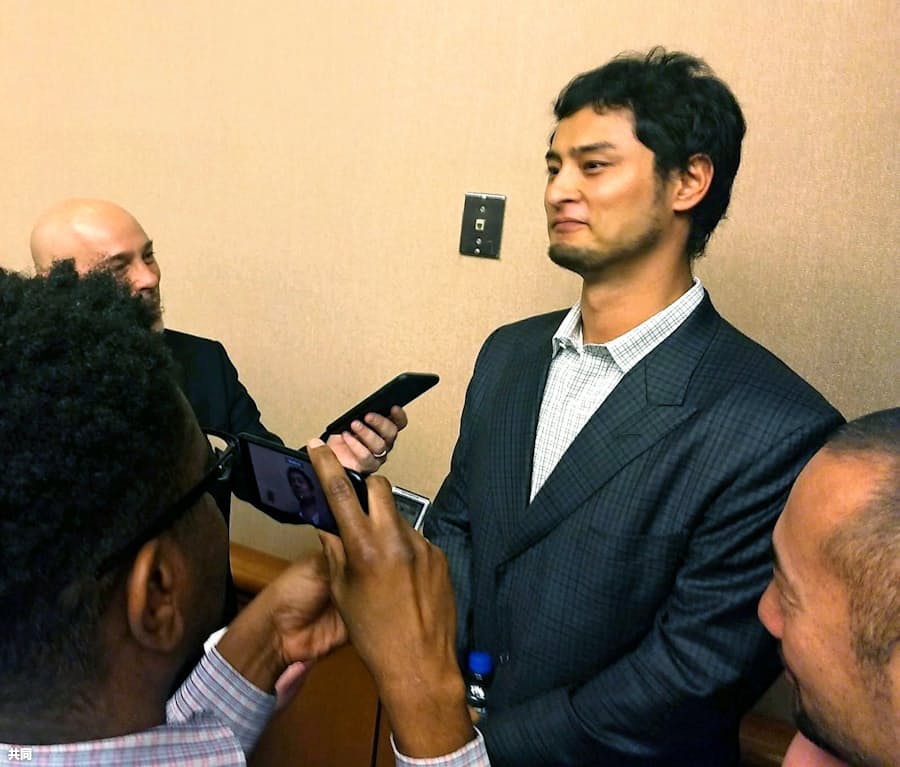 ダルビッシュ 謙虚に投球を 感謝祭で意気込み 日本経済新聞