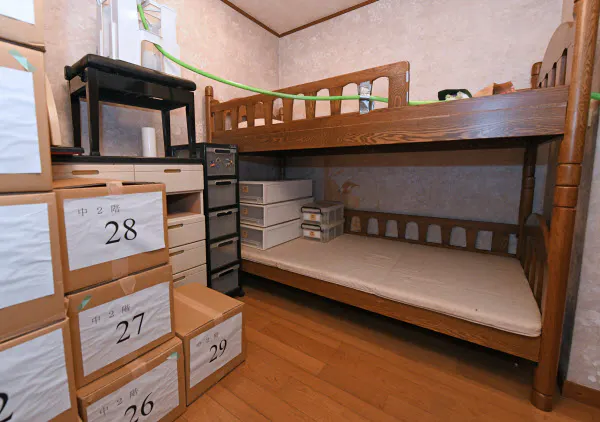 (8)礼くんが見つかった子供部屋の2段ベッド